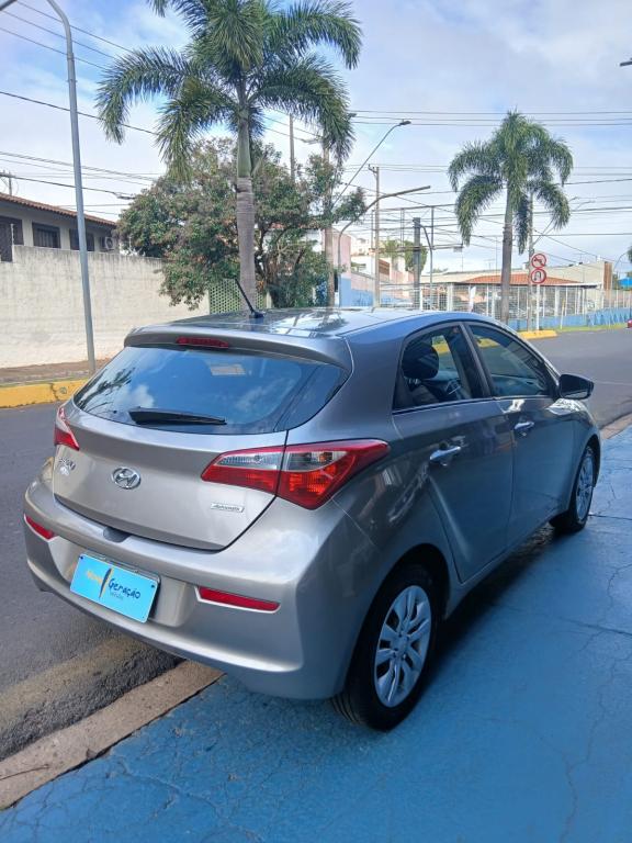 HYUNDAI HB 20 Hatch - Foto