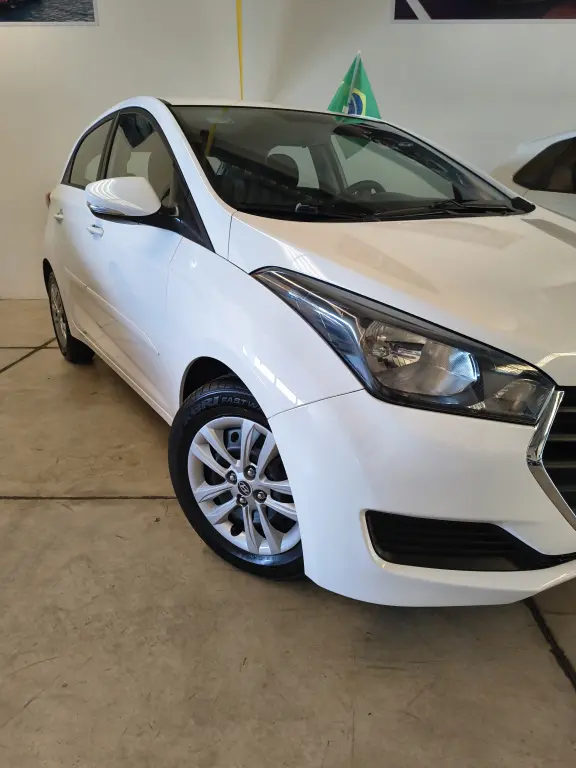 HYUNDAI HB 20 Hatch - Foto