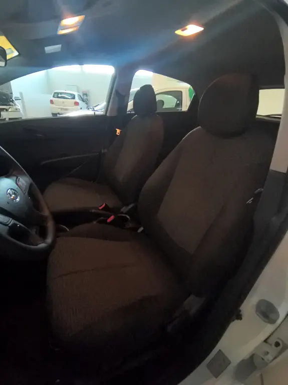HYUNDAI HB 20 Hatch - Foto