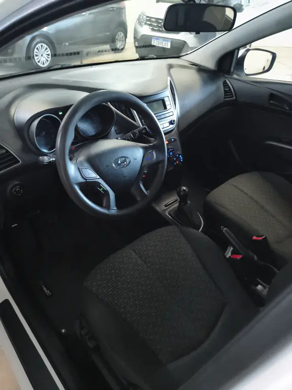 HYUNDAI HB 20 Hatch - Foto
