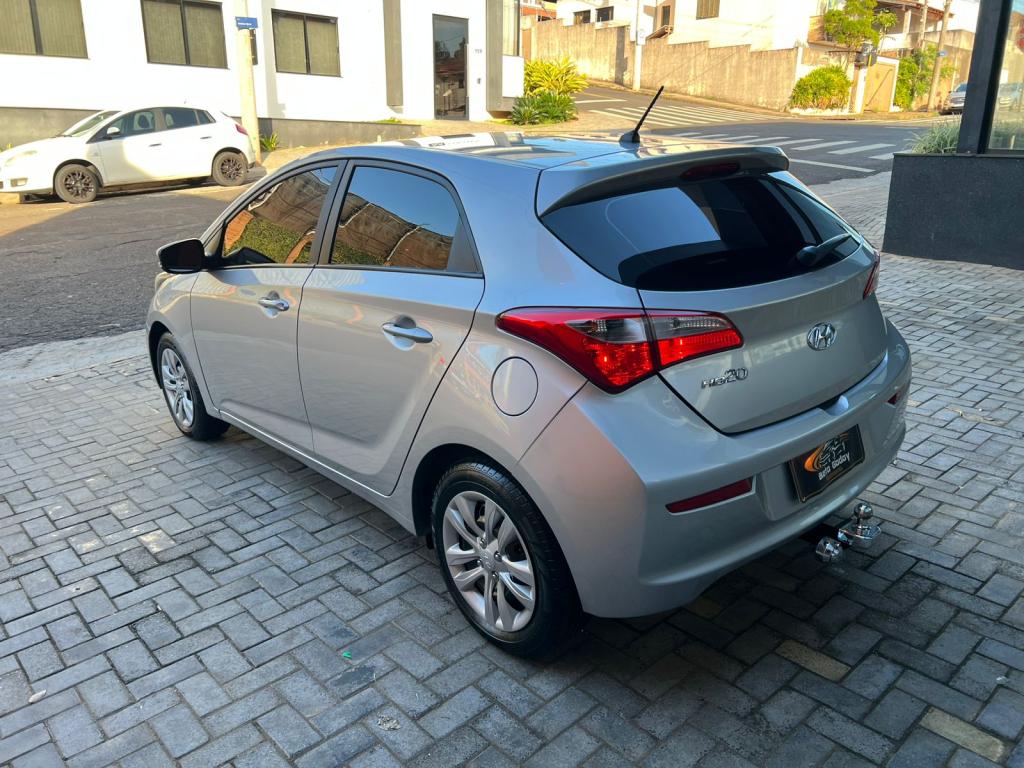 HYUNDAI HB 20 Hatch - Foto