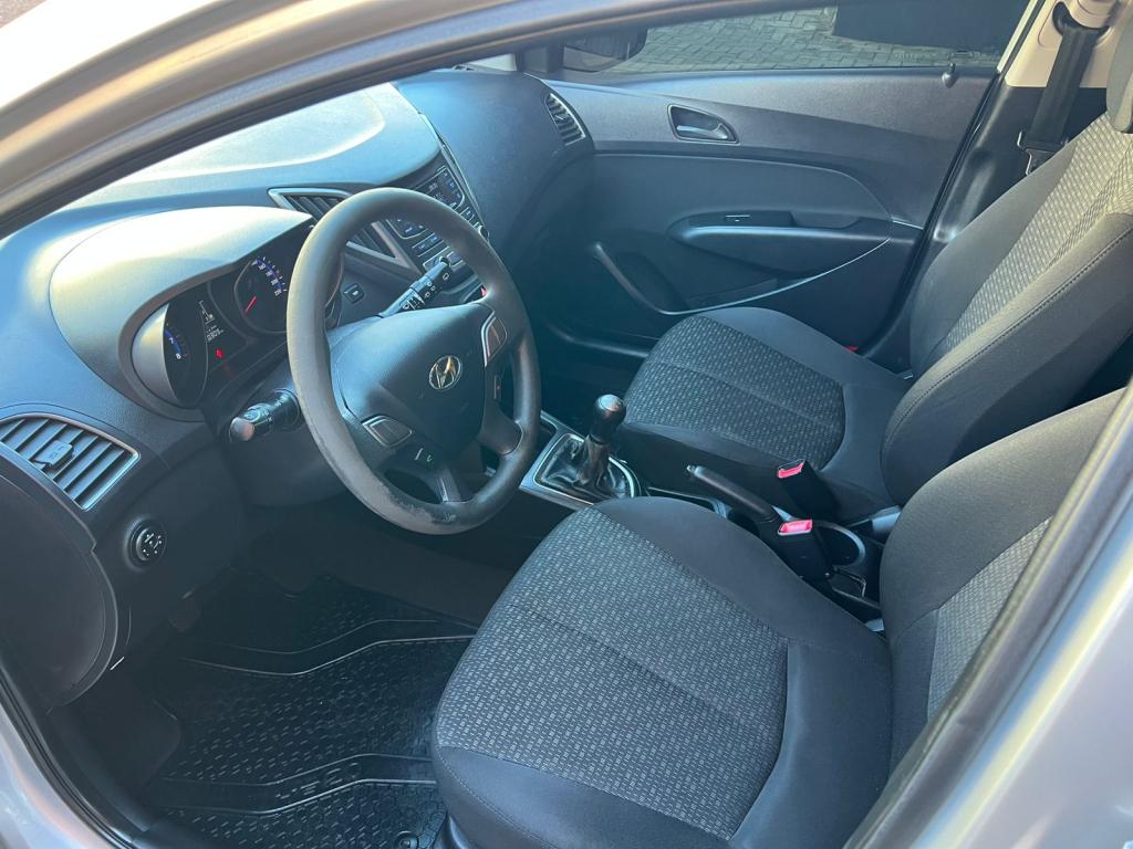 HYUNDAI HB 20 Hatch - Foto
