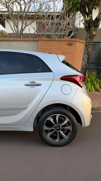 HYUNDAI HB 20 Hatch - Foto
