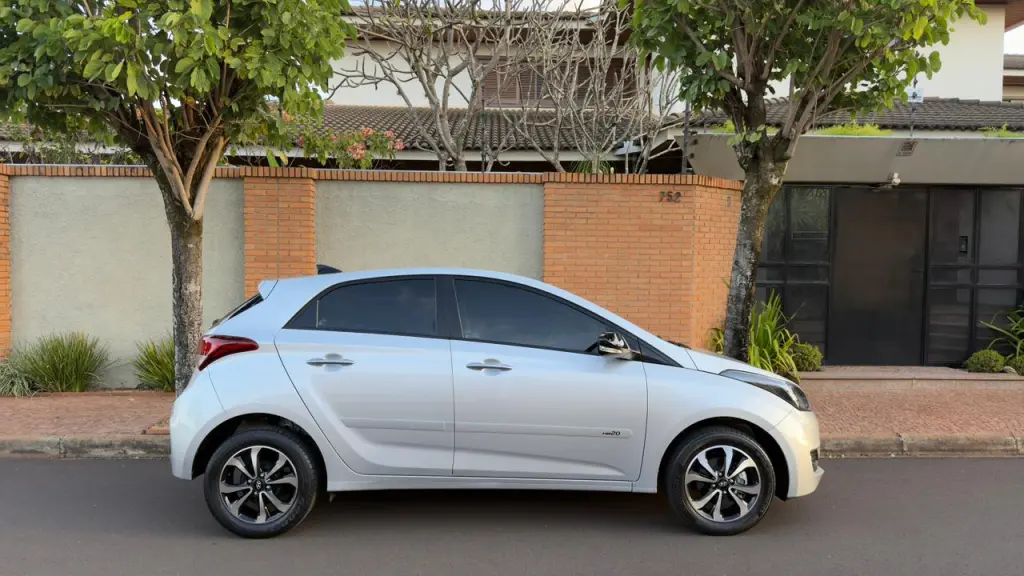 HYUNDAI HB 20 Hatch - Foto