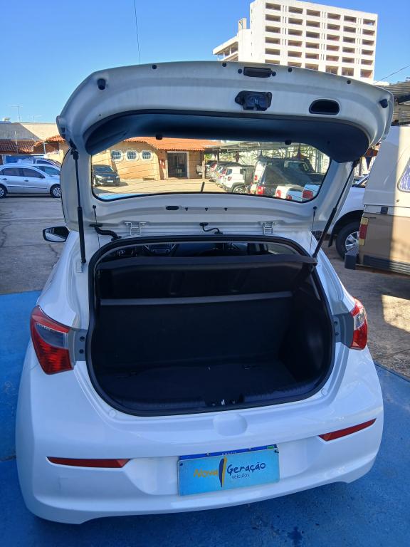 HYUNDAI HB 20 Hatch - Foto