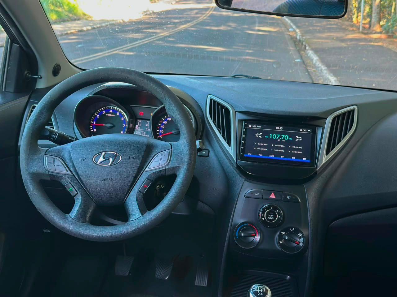HYUNDAI HB 20 Hatch - Foto