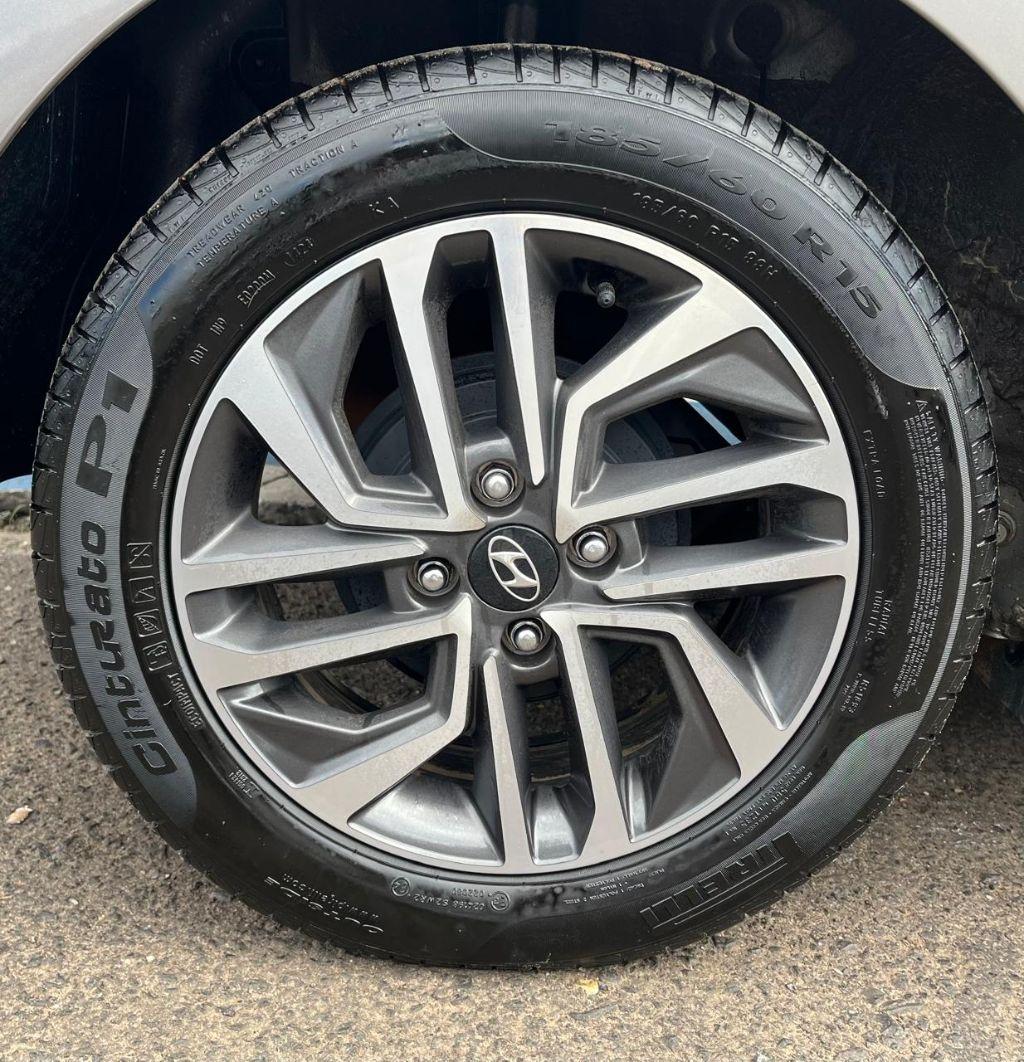 HYUNDAI HB 20 Hatch - Foto