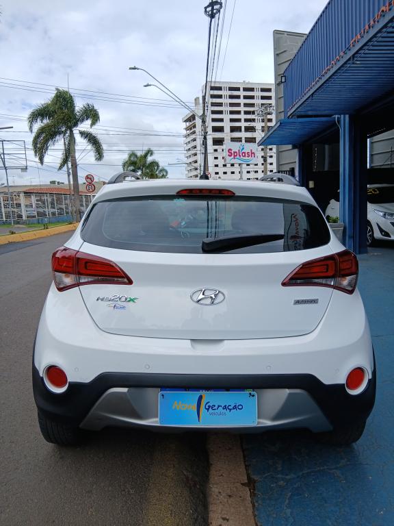 HYUNDAI HB 20 Hatch X - Foto