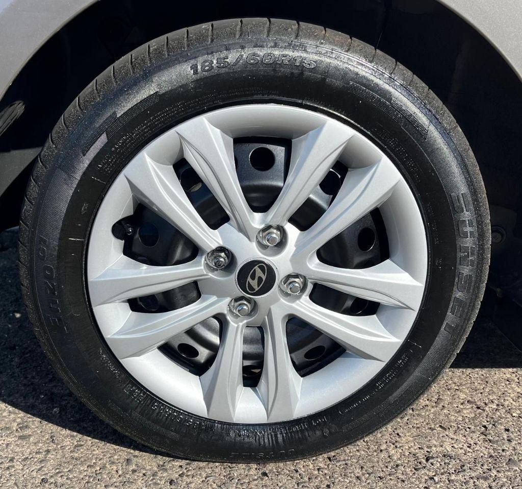 HYUNDAI HB 20 Hatch - Foto
