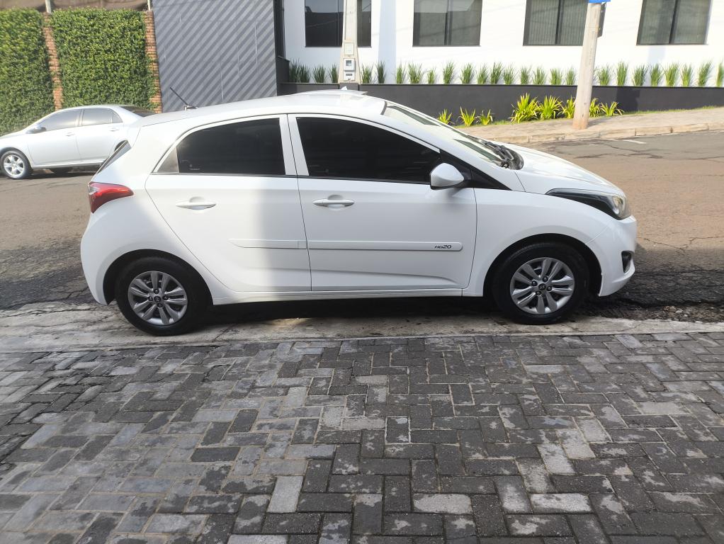 HYUNDAI HB 20 Hatch - Foto