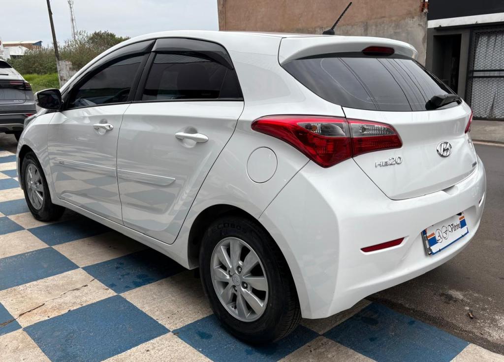 HYUNDAI HB 20 Hatch - Foto