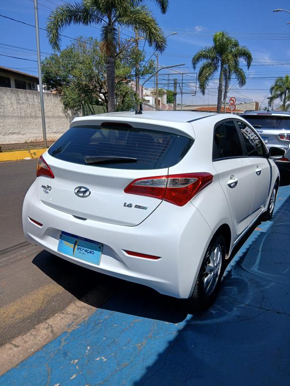 HYUNDAI HB 20 Hatch - Foto