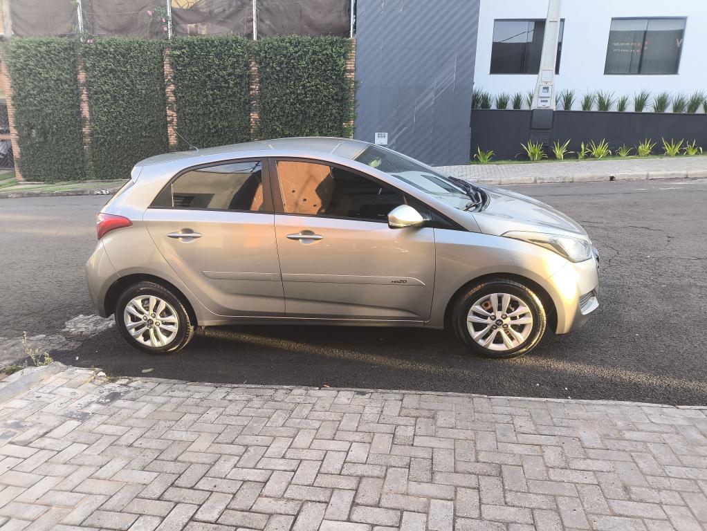 HYUNDAI HB 20 Hatch - Foto