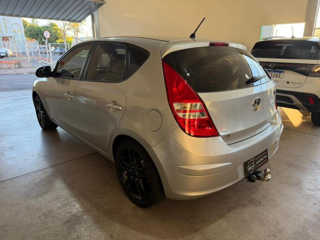 HYUNDAI I30 - Foto
