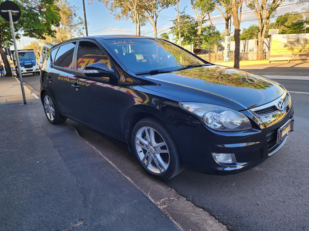HYUNDAI I30 - Foto