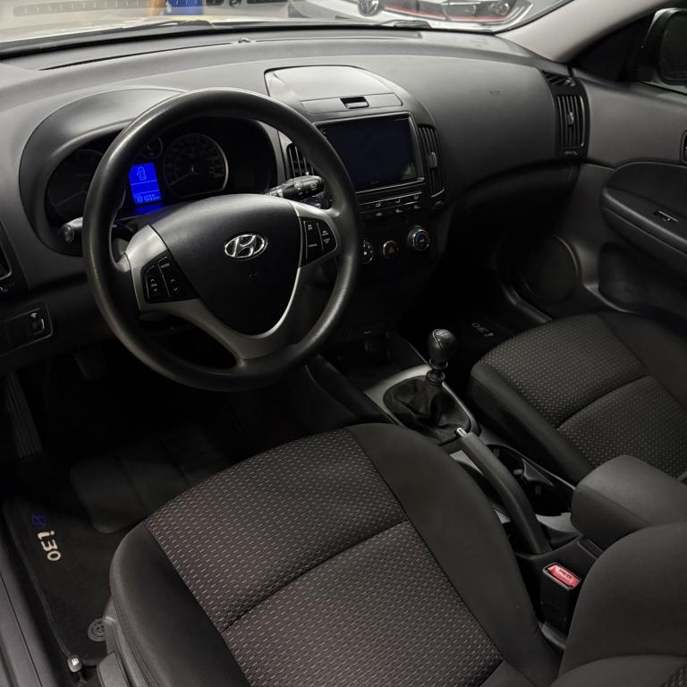 HYUNDAI I30 - Foto