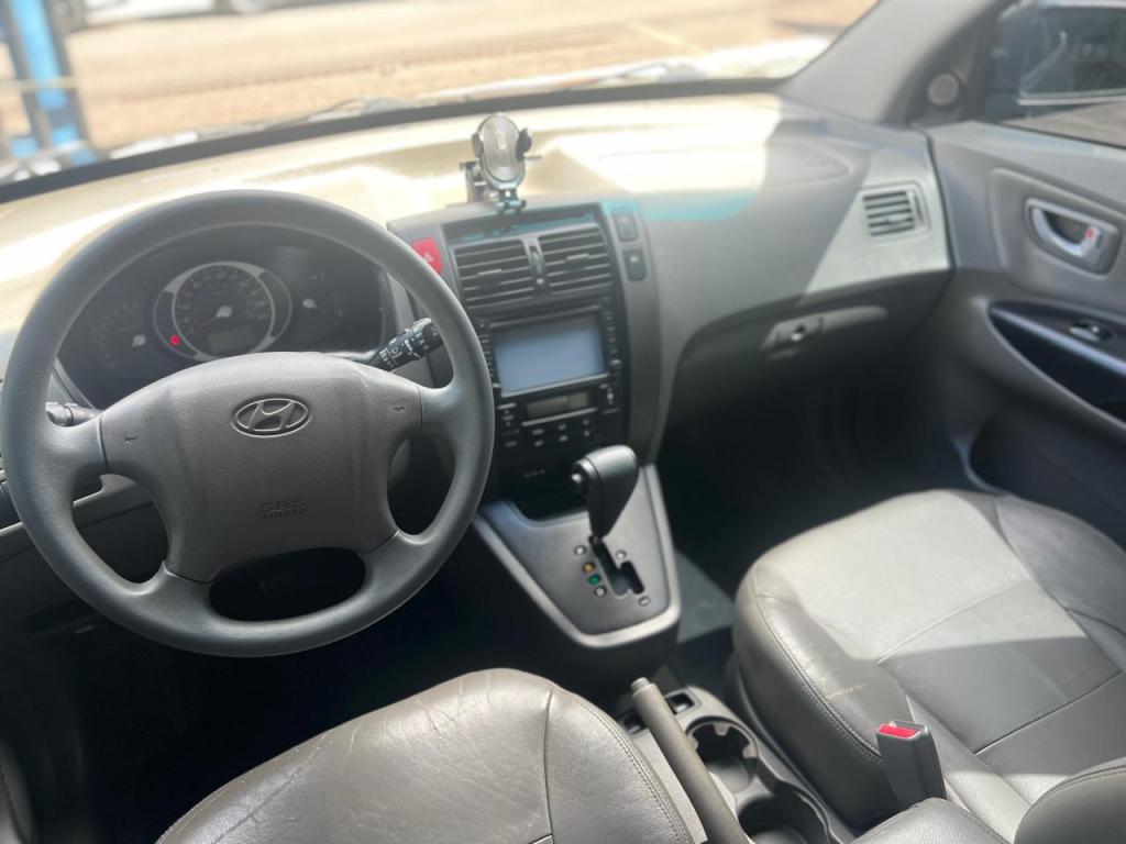 HYUNDAI Tucson - Foto
