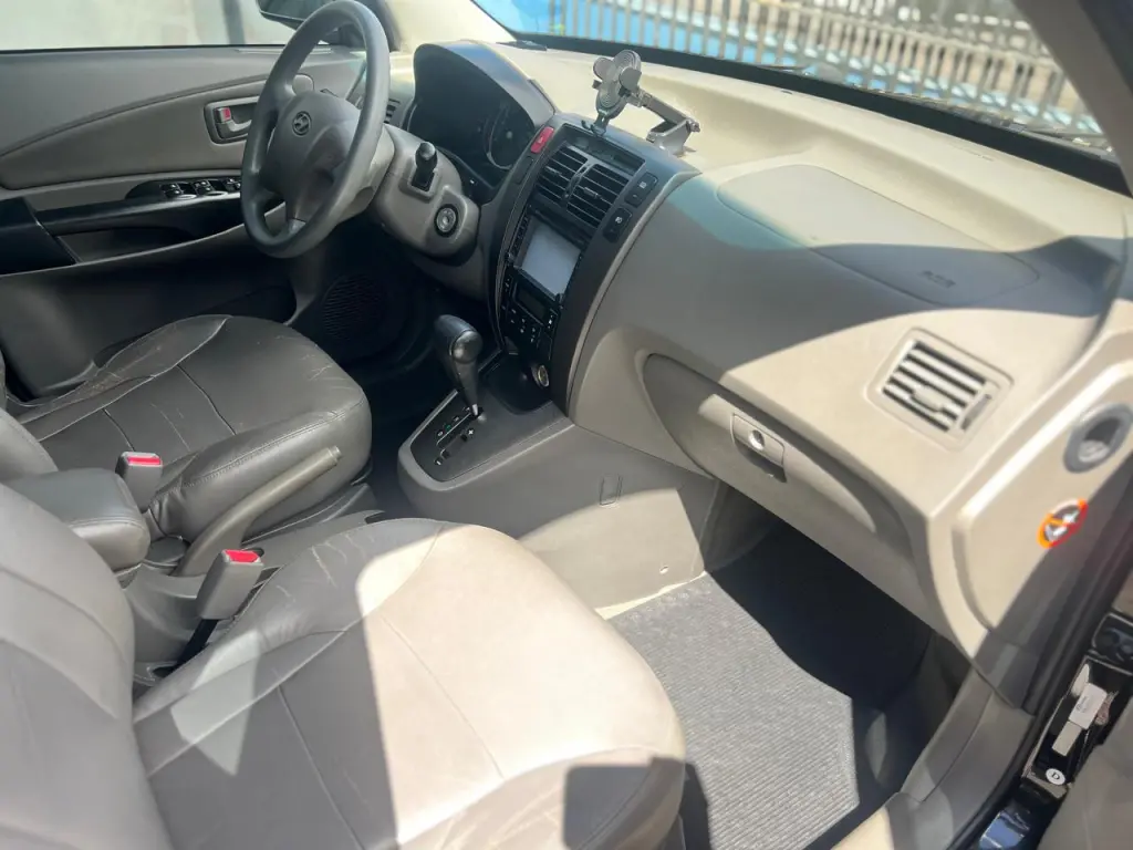 HYUNDAI Tucson - Foto