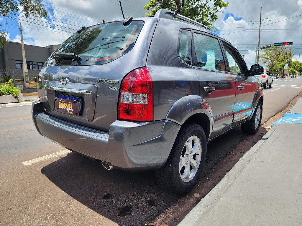 HYUNDAI Tucson - Foto