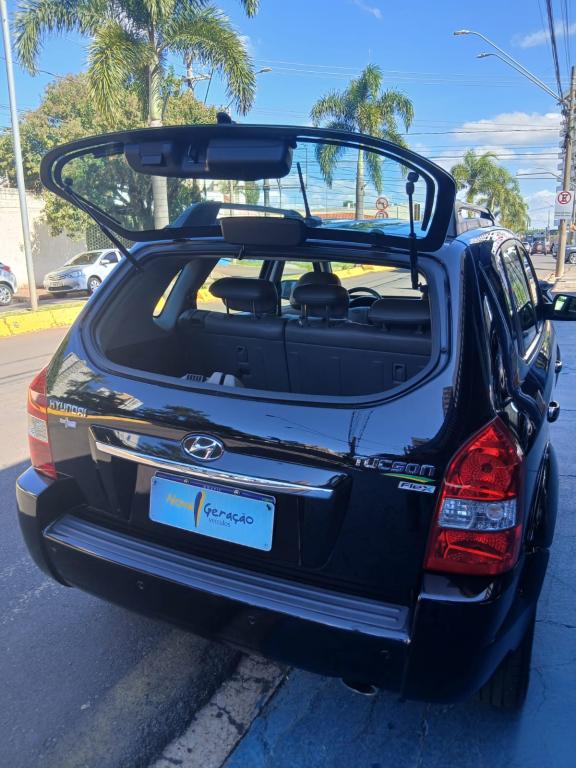 HYUNDAI Tucson - Foto
