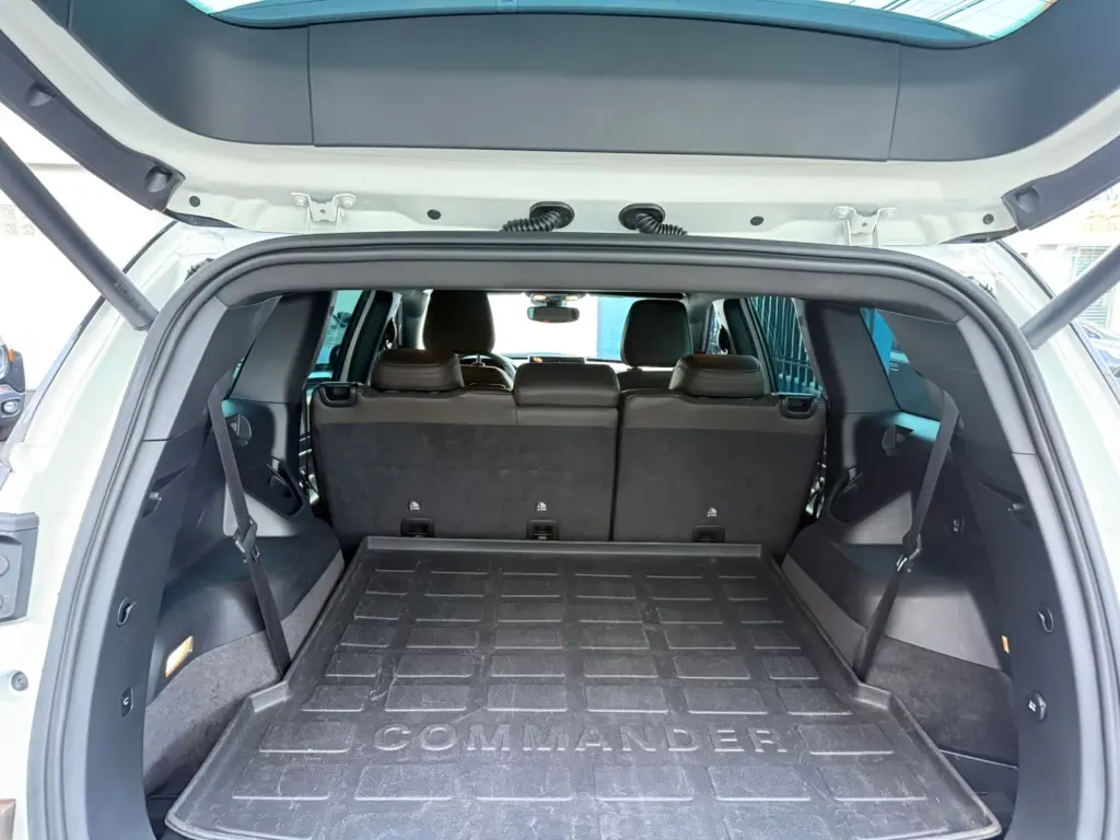 JEEP Commander - Foto