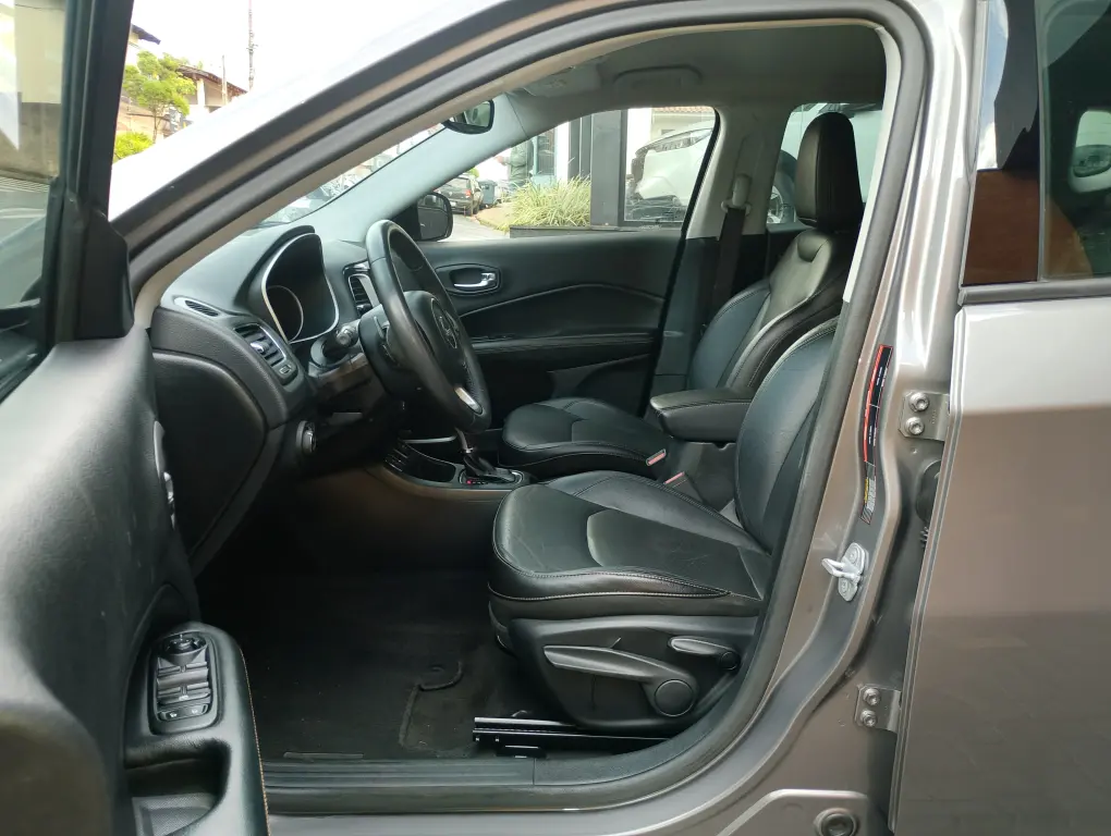 JEEP Compass - Foto