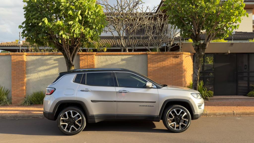 JEEP Compass - Foto