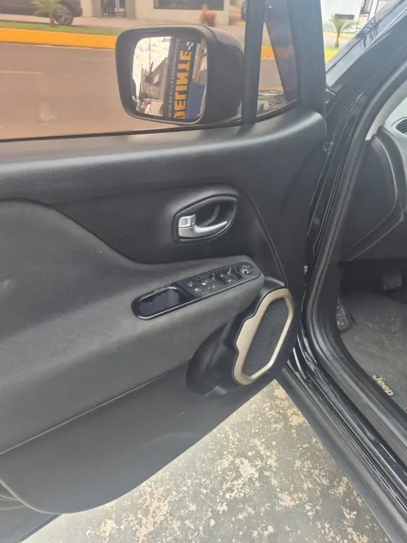 JEEP Renegade - Foto