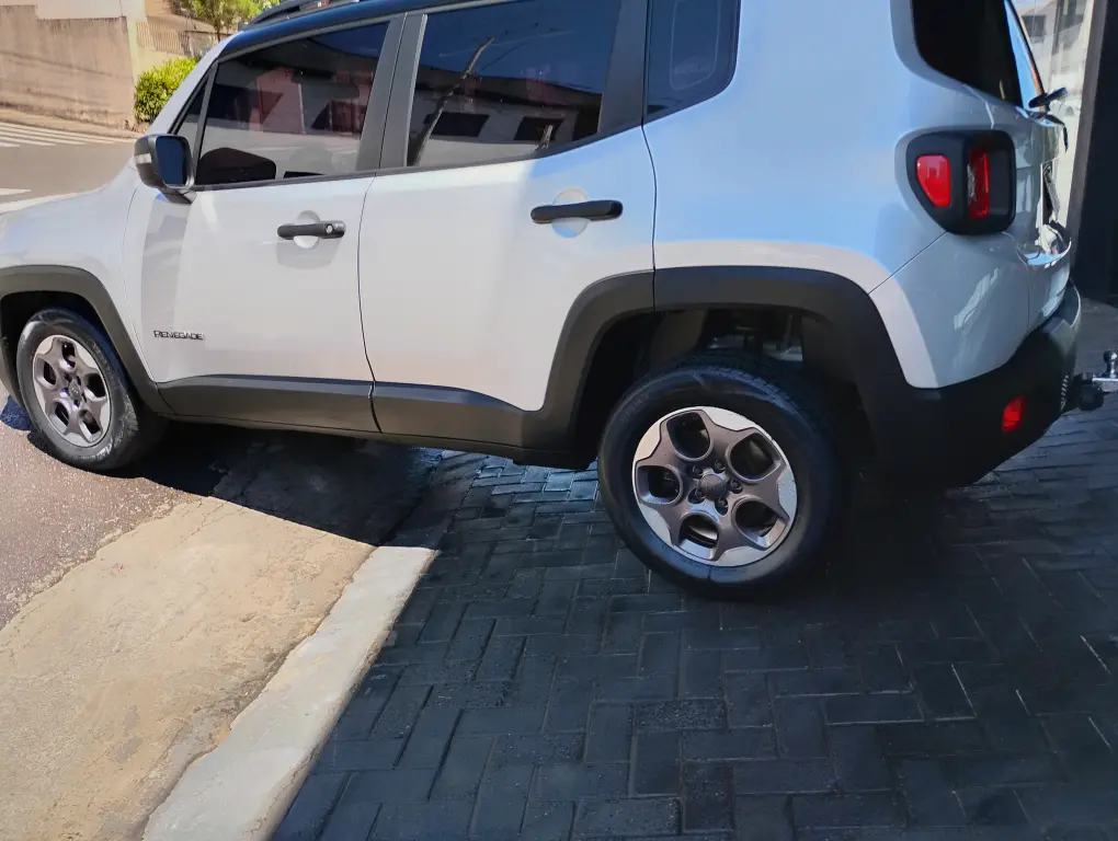 JEEP Renegade - Foto