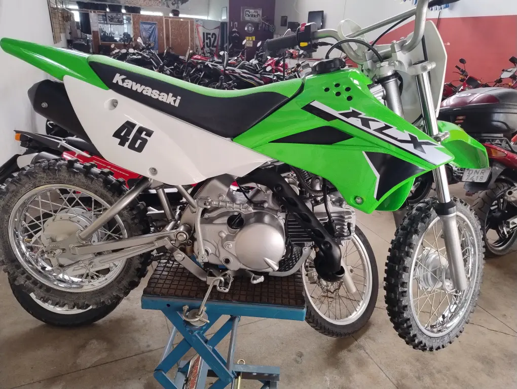 KAWASAKI KLX 110 - Foto