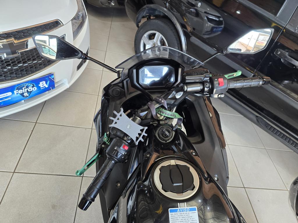 KAWASAKI Ninja 650 - Foto