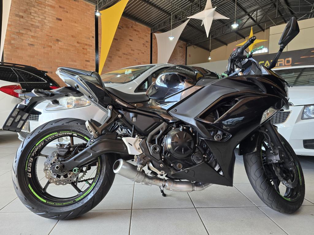 KAWASAKI Ninja 650 - Foto