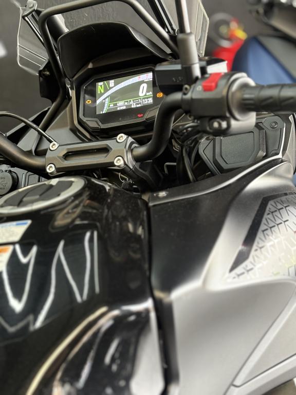 KAWASAKI Versys 650 - Foto