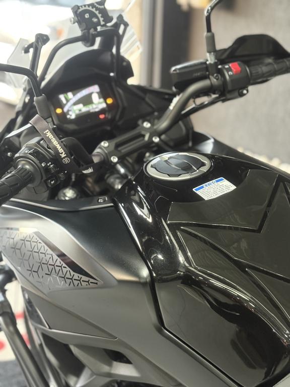 KAWASAKI Versys 650 - Foto