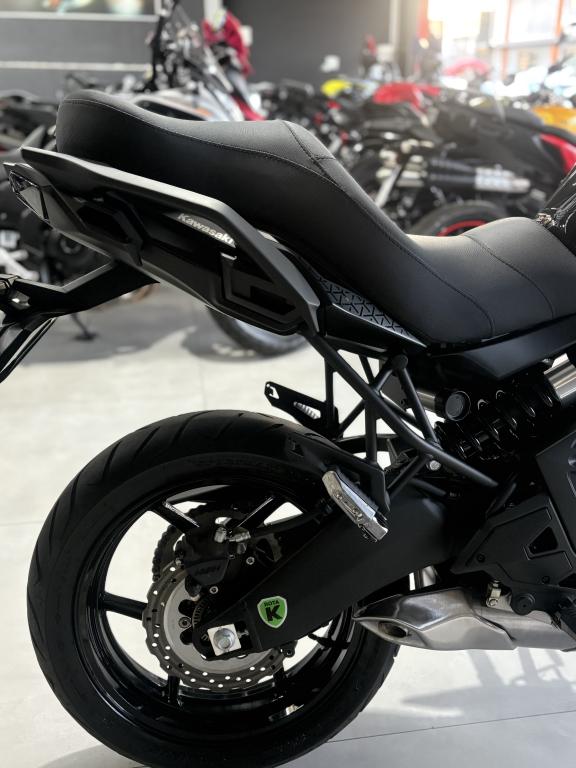 KAWASAKI Versys 650 - Foto