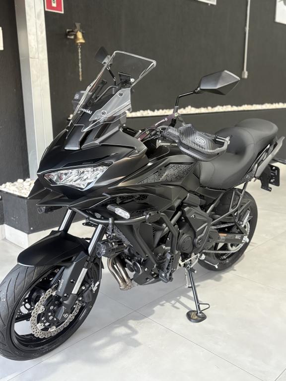 KAWASAKI Versys 650 - Foto