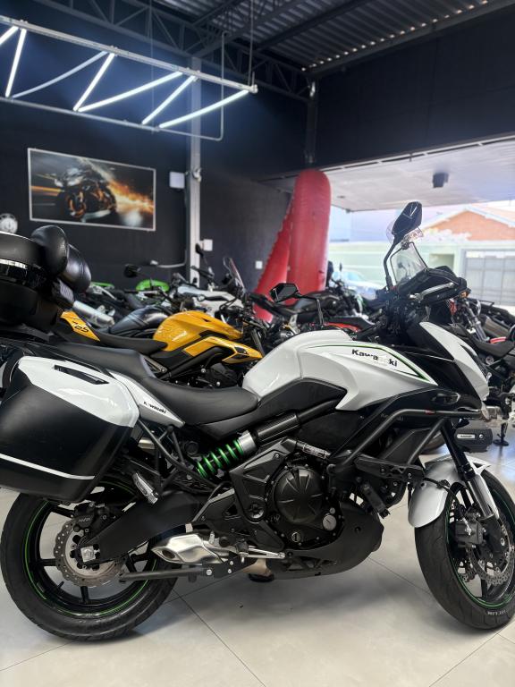 KAWASAKI Versys Tourer 650 - Foto