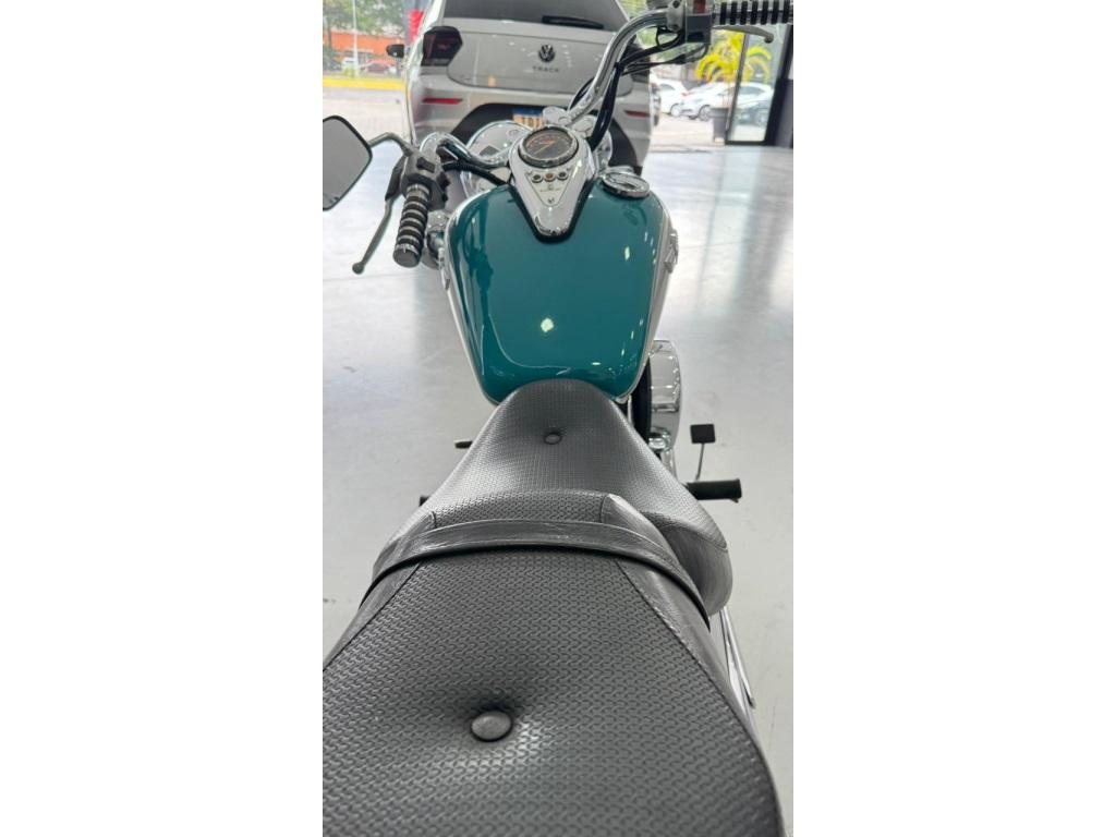 KAWASAKI Vulcan 800 - Foto