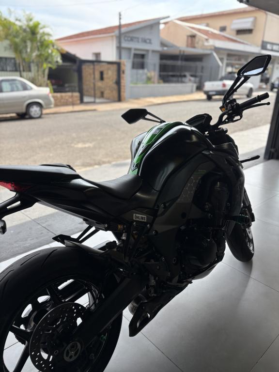 KAWASAKI Z 1000 - Foto