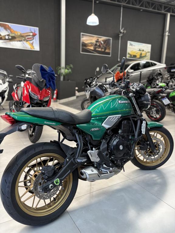 KAWASAKI Z 650 - Foto