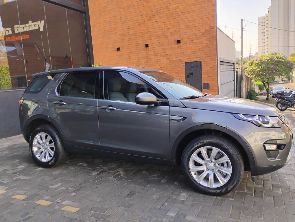 LAND ROVER Discovery Sport - Foto