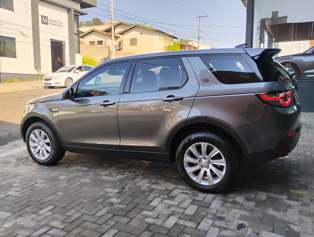 LAND ROVER Discovery Sport - Foto