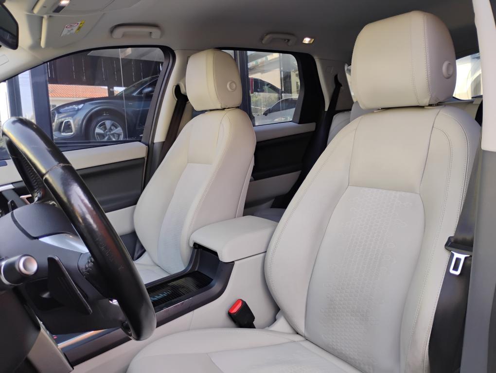 LAND ROVER Discovery Sport - Foto