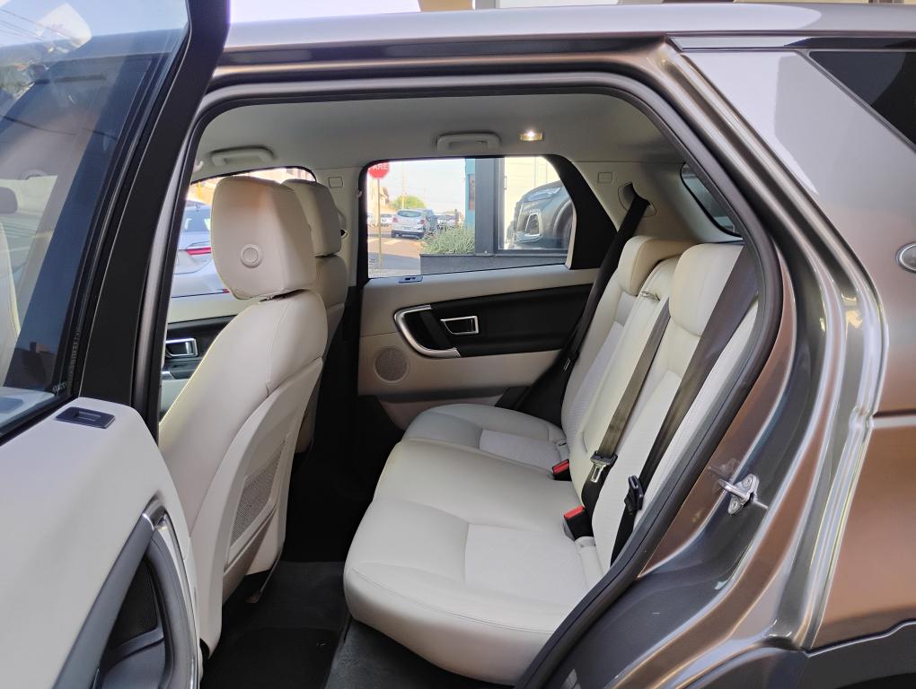 LAND ROVER Discovery Sport - Foto