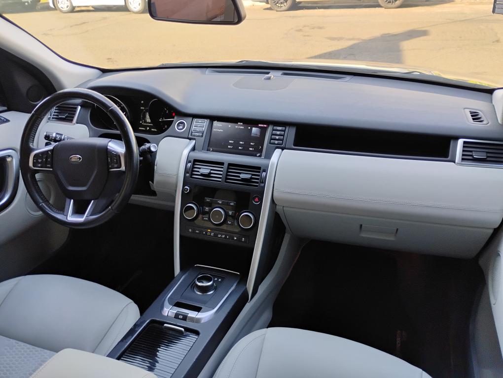 LAND ROVER Discovery Sport - Foto