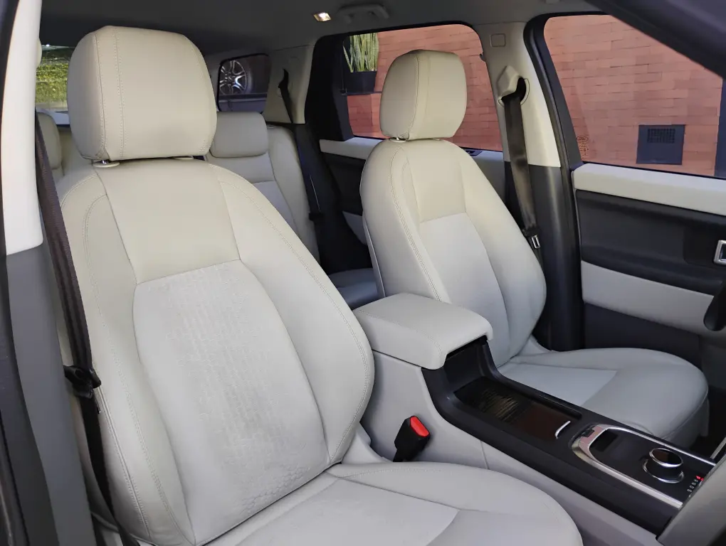 LAND ROVER Discovery Sport - Foto