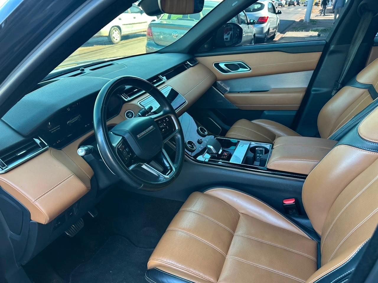 LAND ROVER Range Rover Velar - Foto