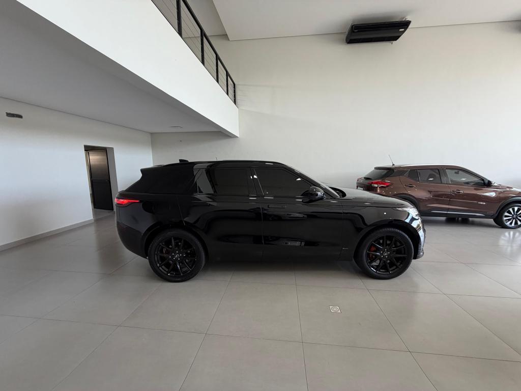 LAND ROVER Range Rover Velar - Foto