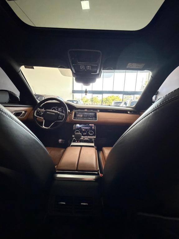 LAND ROVER Range Rover Velar - Foto
