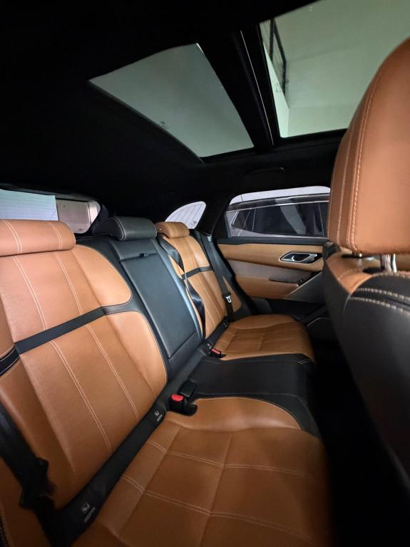 LAND ROVER Range Rover Velar - Foto